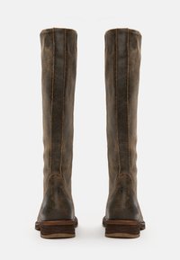 Felmini Botas - tobacco