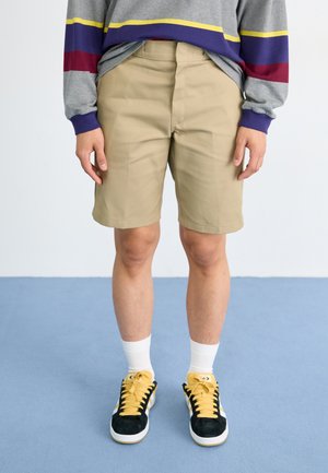 Shorts - khaki