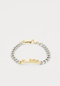 Δεν επιλέχθηκε, yellow gold-coloured