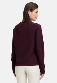 Betty Barclay UNIFARBEN - Trui - dark aubergine