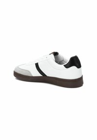 Refresh Zapatillas - white