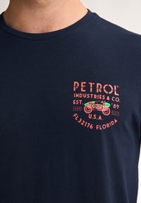 Thumbnail Image 4