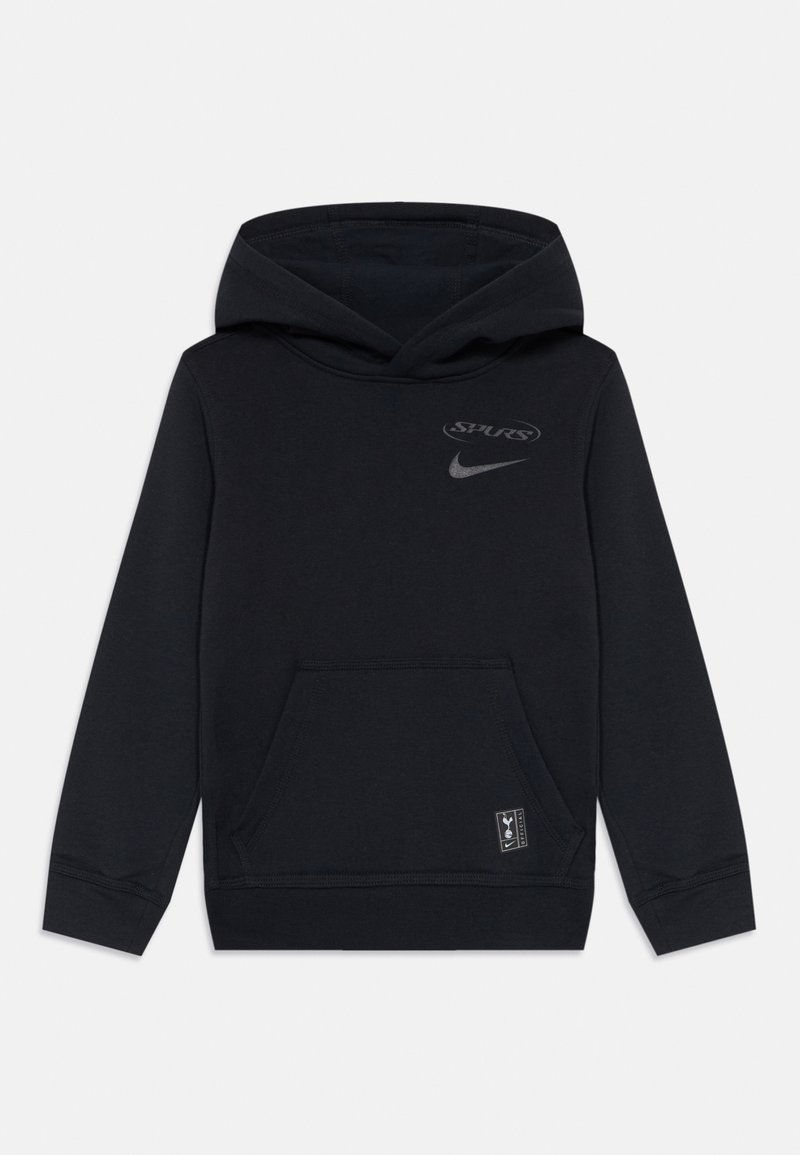 Černá mikina s kapucí vyrobená z měkké tkaniny, obsahující klokání kapsu, nastavitelnou kapuci a potisknutá logy "SPURS" a "Nike" v šedé barvě.