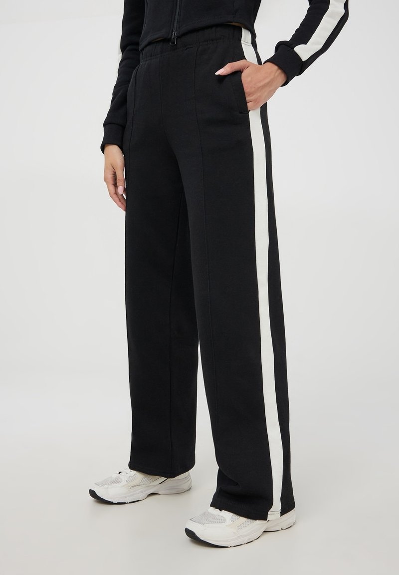 Terranova CON BANDE LATERALI - Pantaloni - nero