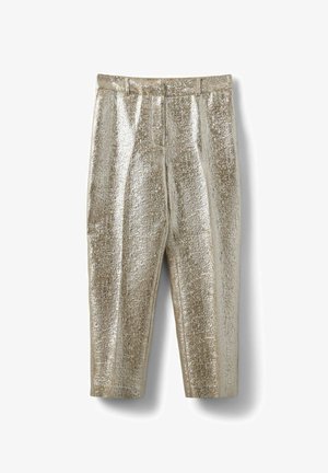 Metallic auksinės spalvos trumpesnės kelnės su tekstūruotu raštu, turi plokščią priekį ir šonines kišenes. Lygus paviršius su blizgiu apdaila.