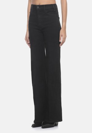 Jeans in denim nero a vita alta con una vestibilità ampia e rilassata, dotati di tasche frontali, chiusura con bottone e dettagli di cucitura discreti.