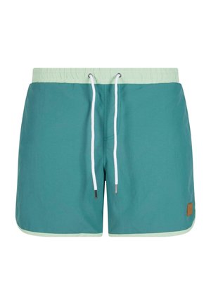 Türkisfarbene Badeshorts mit einem hellgrünen Taillenbund, weißem Kordelzug und einem braunen Lederetikett. Glatte Textur und Schnitt über dem Knie.