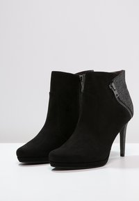 Tamaris Stivaletti con tacco - black