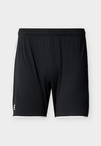 Μαύρο αθλητικό σορτς με λευκές ρίγες στα πλάγια και ελαστική μέση, εμφανιζόμενο από μπροστά σε απλό γκρι φόντο.