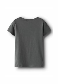 Donkergrijze peuter T-shirt met korte mouwen plat gelegd, gezien vanaf de achterkant, eenvoudig ontwerp met ronde halslijn.