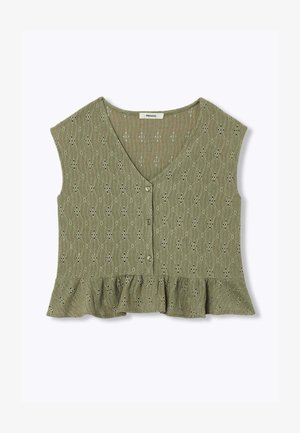 Blouse sans manches vert olive avec col en V, motif ajouré décoratif, trois boutons sur le devant et ourlet à volants.