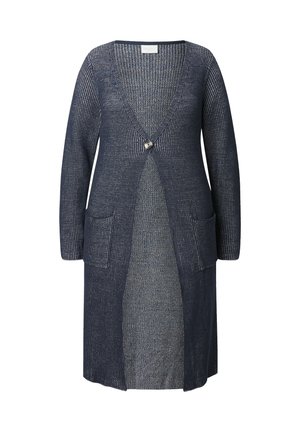 Marineblauwe gebreide cardigan met een v-hals, lange mouwen, knoopsluiting aan de voorkant en twee zakken. Kenmerkt zich door een gestructureerd patroon.