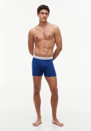 Tommy Hilfiger, SIGNATURE 3 PACK - Tætsiddende boxershorts - alaskan green/black/noble blue