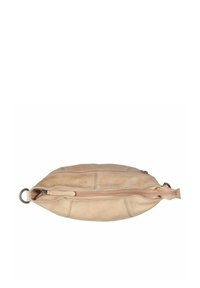 Sac en cuir beige avec une texture douce et lisse. Forme ovale, doté d'une fermeture à glissière sur le dessus et d'un accent en anneau métallique. Détails de couture subtils.