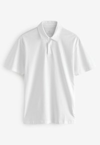 Biely polo tričko s klasickým golierom, kratkými rukávmi a zapínaním na dva gombíky. Vyrobené z hladkej bavlnenej látky, s vyšitým logom na hrudi.