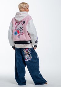 Ed Hardy LOVE WRAPPED VARSITY  - Bomber bunda - pink