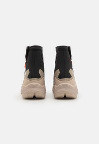 Adidas Terrex FREE 2 C.RDY - Zimske čizme - beige/core black/semi impact orange