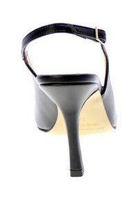Sandal con tacco alto nero, con un sottile cinturino alla caviglia, punta chiusa e parte superiore texturizzata, dotata di un tacco a spillo di 10 cm e una suola liscia.