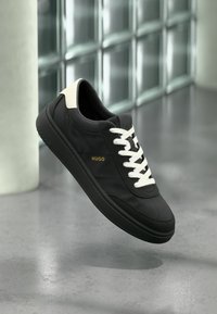 Επιλέχθηκε, black