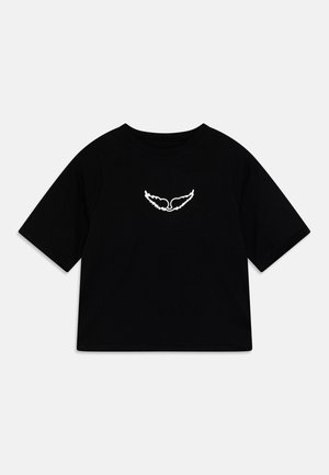 T-shirt en coton noir à manches courtes et col rond. Présente un motif d'aile blanche brodé sur le devant.