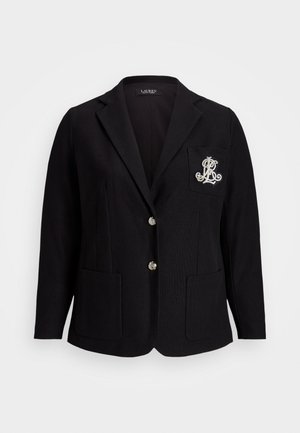 Blazer preto feito de tecido texturizado, com dois bolsos frontais, fechos de botão prateados e um logótipo bordado no bolso esquerdo do peito.