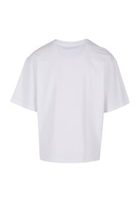 White short-sleeved t-shirt, cropped design, soft cotton fabric, crew neck, seamless back, minimalistic style, no visible logos or patterns.