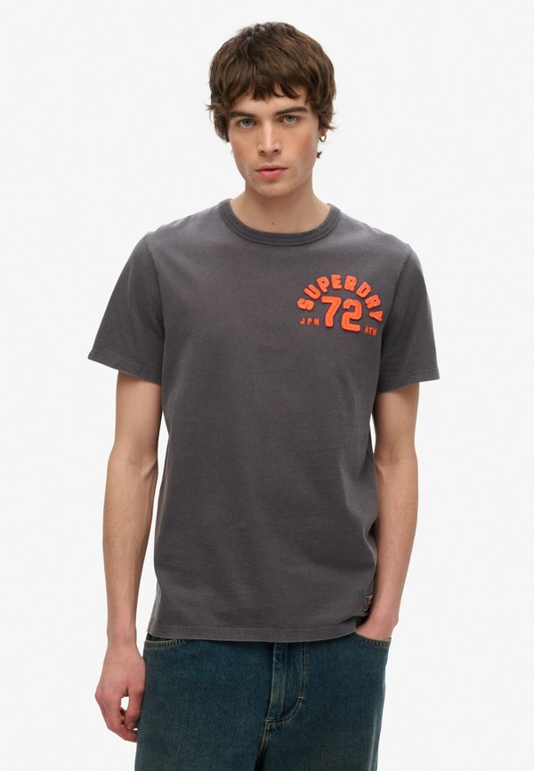 VINTAGE ATHLETIC SHORT SLEEVE - T-Shirt print