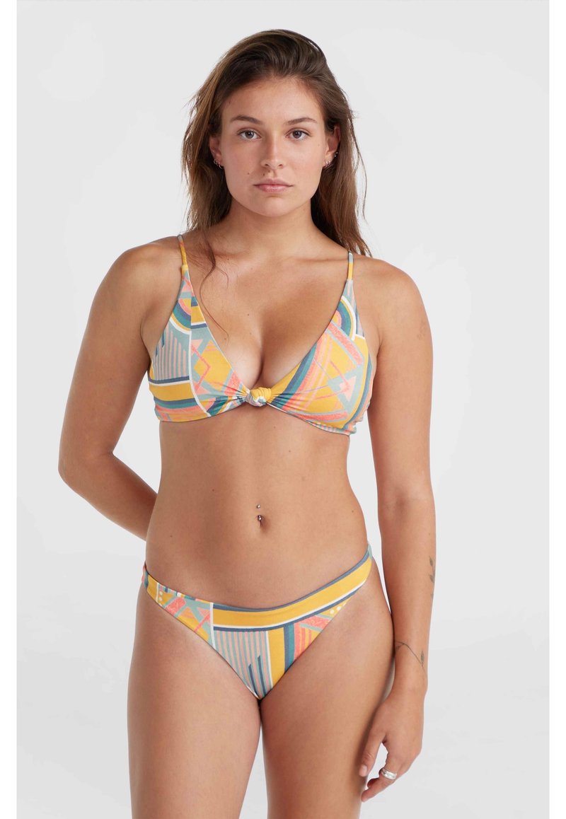 Bikini-set met een triangeltop met een knoopdetail en kleurrijke geometrische patronen in geel, roze en blauw. Gladde stof en verstelbare bandjes.