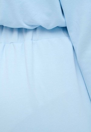 blue shadow, RESAL, niebieski