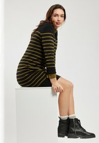 Armor lux BENODET - Robe pull - noir fir green