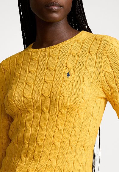 Polo Ralph Lauren CABLE KNIT COTTON CREWNECK SWEATER - Pulover - gold bugle
