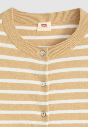 Cárdigan de punto a rayas beige y blanco con cuello redondo y tres botones, etiqueta de la marca Levi's visible en el interior del cuello.