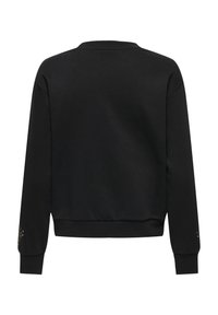 Sudadera negra con cuello redondo, puños y dobladillo acanalados. Presenta bordados florales en la manga izquierda. Material de algodón suave.