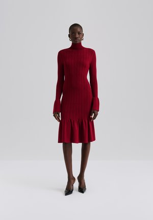 AMALIA HIGH NECK - Denní šaty - deep red