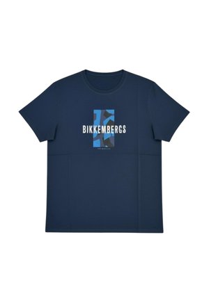 T-shirt blu navy a manica corta con motivo geometrico blu e nero e testo "BIKKEMBERGS" centrato sul davanti.