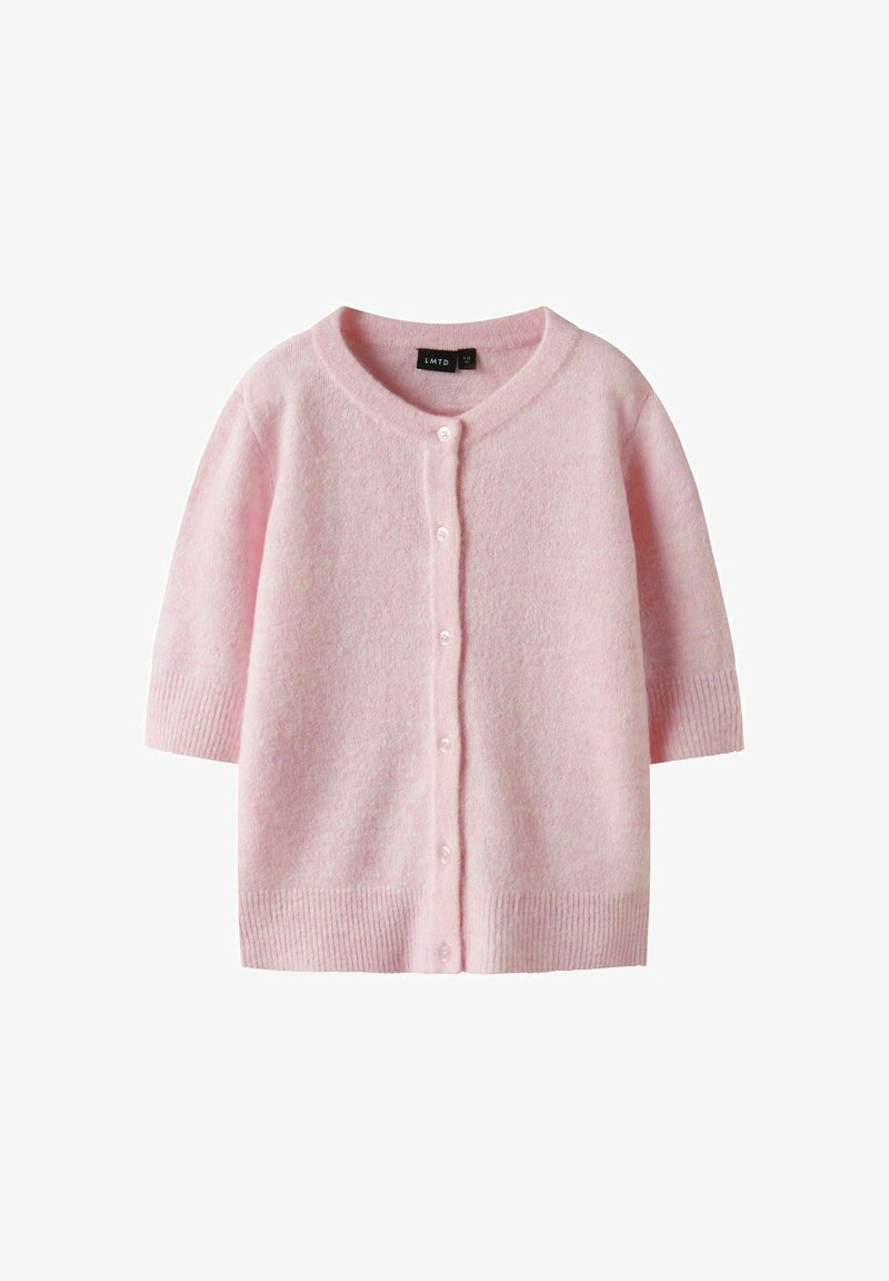 Trumpas rožinis kardiganas, pagamintas iš minkštos mezginio medžiagos, su apvaliu iškirpimu ir sagčių užsegimu, turintis nerta rankovėmis ir kraštu.