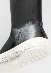 Michael Kors Kids ZLEMOLIME - Kozaki