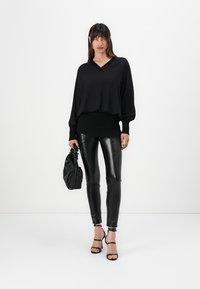 Pinko PANELLE PANTALONE - Hlače - nero limousine