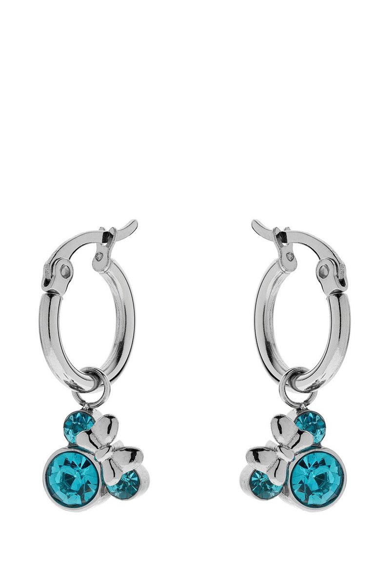 Silberne Creolen mit Akzenten aus türkisfarbenen Kristallen, die ein Schmetterlingsdesign aufweisen. Glatte metallische Oberfläche und sichere Klappverschluss.