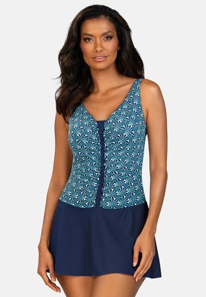 - Kostium kąpielowy