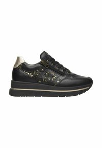 Schwarze Ledersneaker mit metallisch goldenen Akzenten, strukturiertem glänzendem Einsatz, Schnürung und Keilsohle für zusätzlichen Halt.