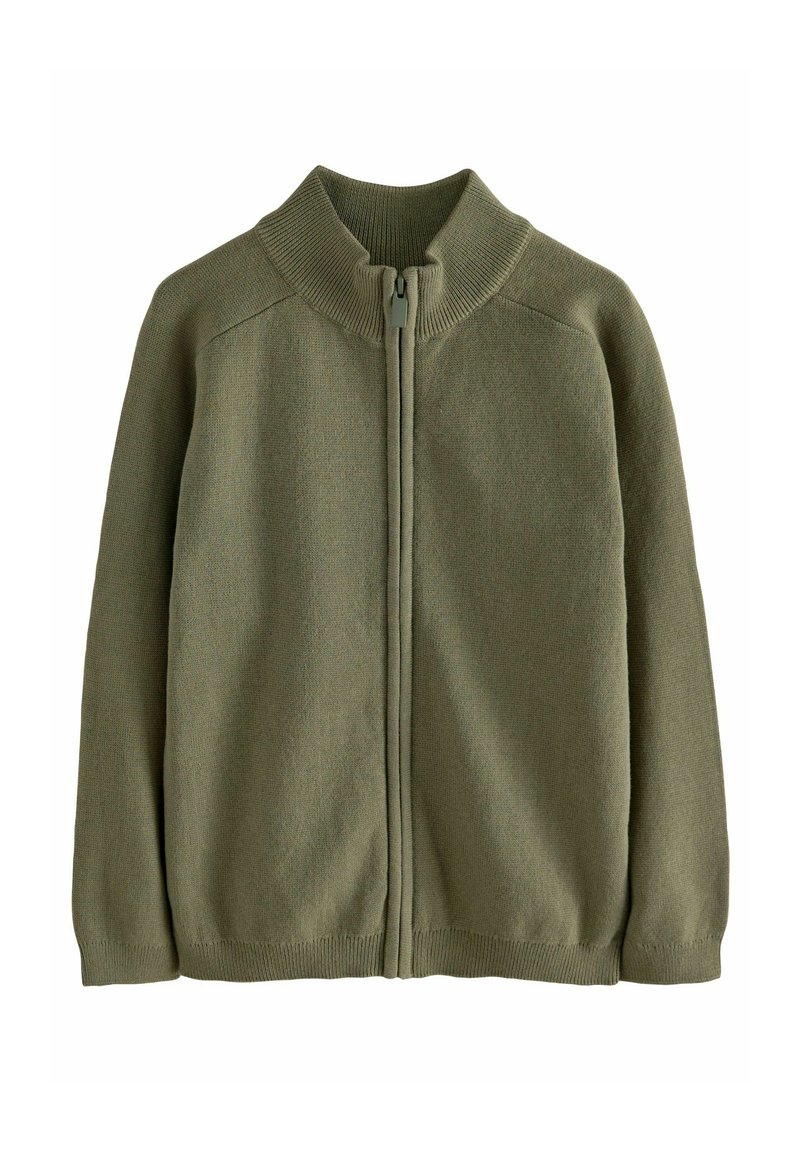 Cardigan lavorato a maglia con zip di colore verde oliva, dotato di un colletto alto, polsini a costine e una texture liscia con sottili dettagli di cucitura.