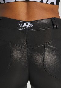 Nebbia Leggings - black