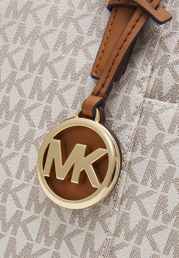 JET SET ITEM TOTE - Handbag4