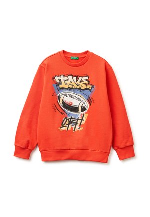 Jasnopomarańczowa bluza z kapturem z grafiką piłki nożnej i napisem "START!" w wyrazistym, graffiti stylu.