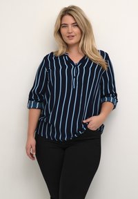Kaffe Curve SIDA - Bluse - midnight m windsurfer stripe