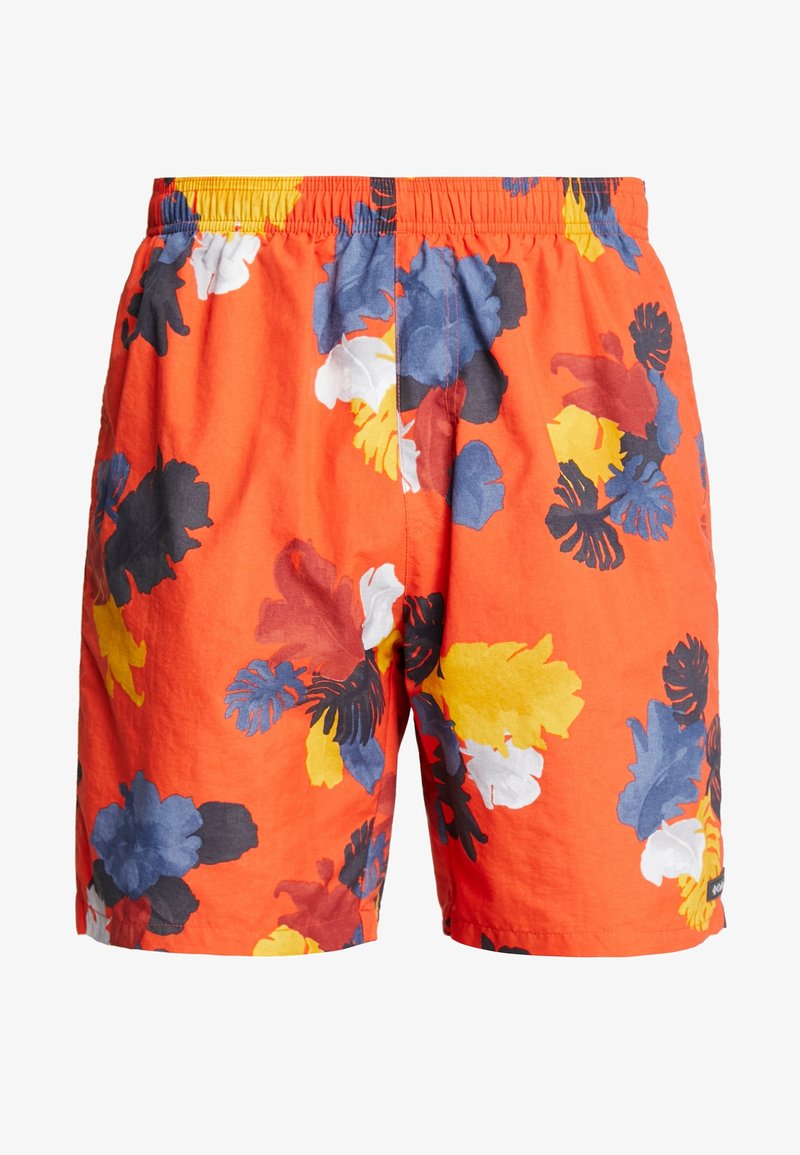 Shorts orange vif avec taille élastique et motifs de feuilles tropicales multicolores en bleu, jaune, blanc, noir et rouge.