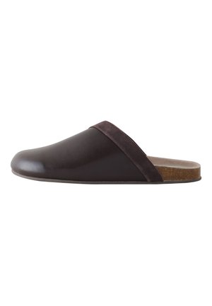 Next REGULAR FIT - FOREVER COMFORT FOOTBED - Slip-on sandaler - chocolate brown