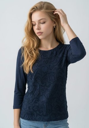 Outfitters Nation, Blusa - azul marino