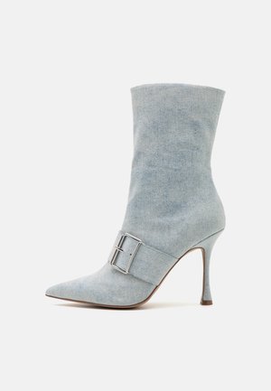 Steve Madden BANTER - Botas de tacón - lite blue